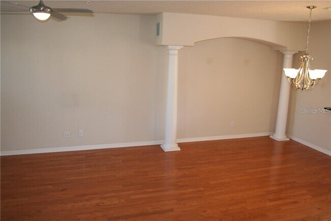 Foto del edificio - 1438 Chatfield Pl