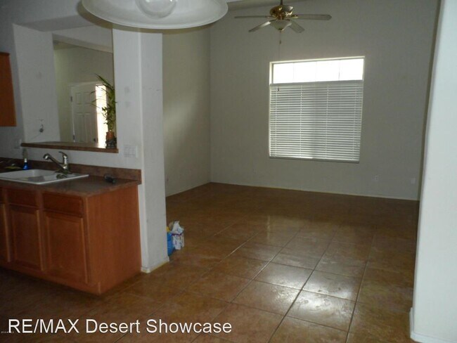 Foto del edificio - 3 br, 2.5 bath House - 8314 W. Sheridan St...