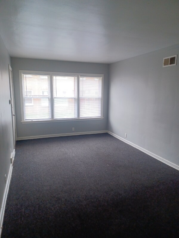 Foto del edificio - 6815 W Florist Ave