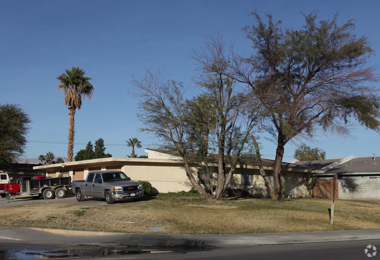 Foto del edificio - 41995 Cambridge Ave