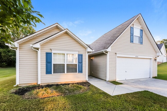 Building Photo - 4714 Adamshire Ave