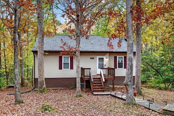 Foto principal - 23259 Laurel Hill Dr