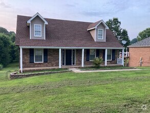 Building Photo - 925 Tommy Oliver Rd