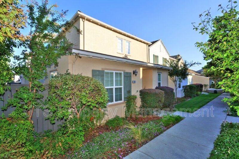 Primary Photo - 9041 Crescenda Ln