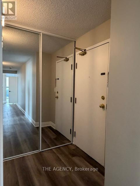 Building Photo - 90 Dale Ave