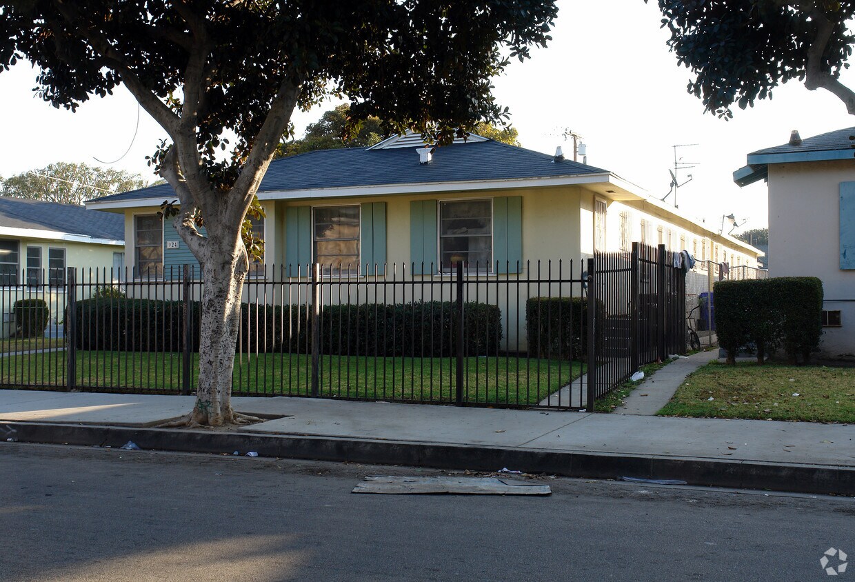 Foto del edificio - 924 S Grevillea Ave