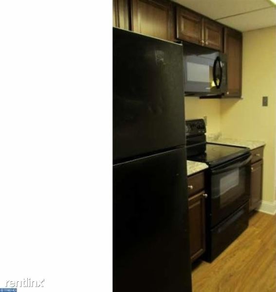 Building Photo - 109 Village Walk