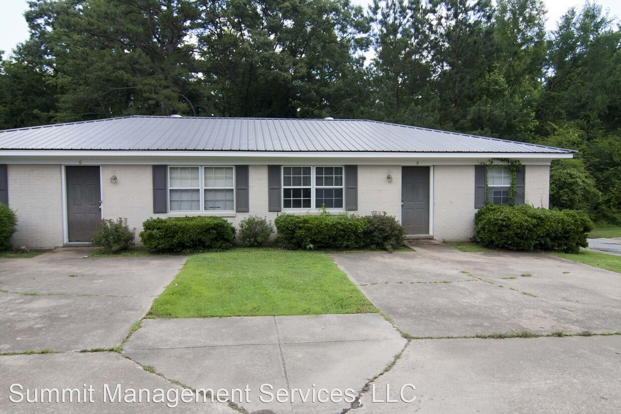 Primary Photo - 2 br, 1 bath House - 2 CR 1080