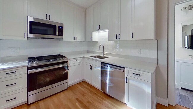 Building Photo - 57 Hemman St