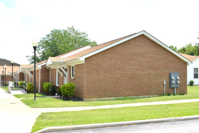 Building Photo - Clermont Villa Apartments