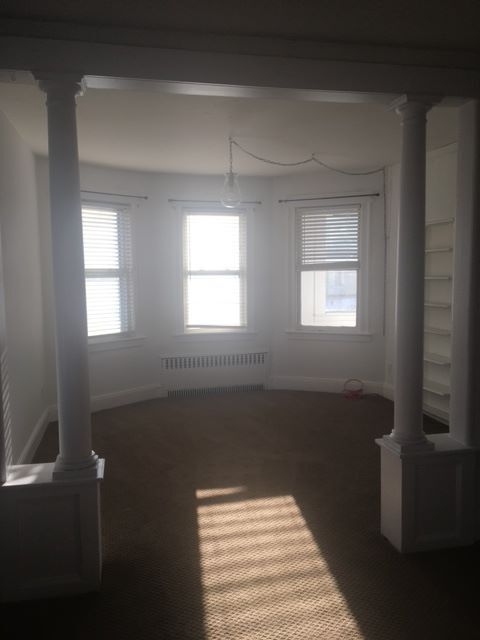 Primary Photo - 112 Jackson Ave
