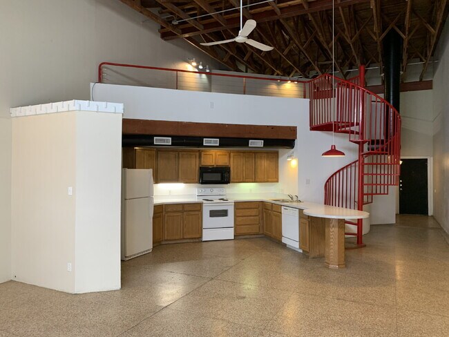 Foto del edificio - City Street Lofts-One of a Kind Property in the Heart of Downtown!