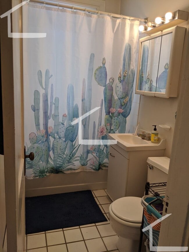 Building Photo - The lovely Brighton 1-bed you've been look...