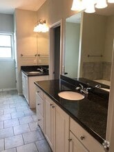 Building Photo - 5803 Ventura Dr