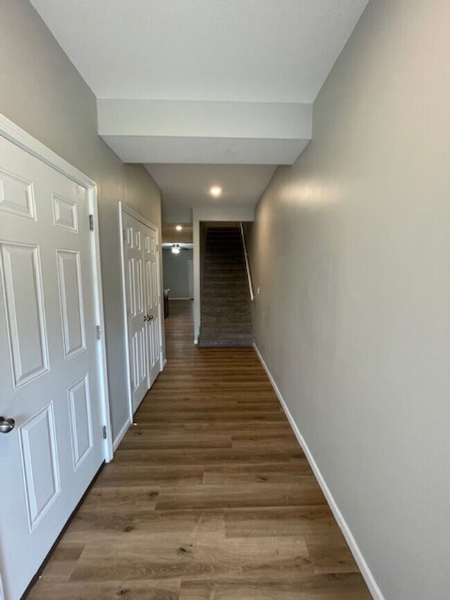 Foto del edificio - 208 Tyler St