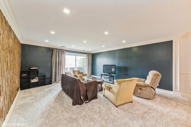 Foto del edificio - 2600 Brookwood Way Dr