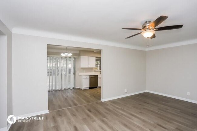 Foto del edificio - 11373 116TH AVE, LARGO, FL 33778