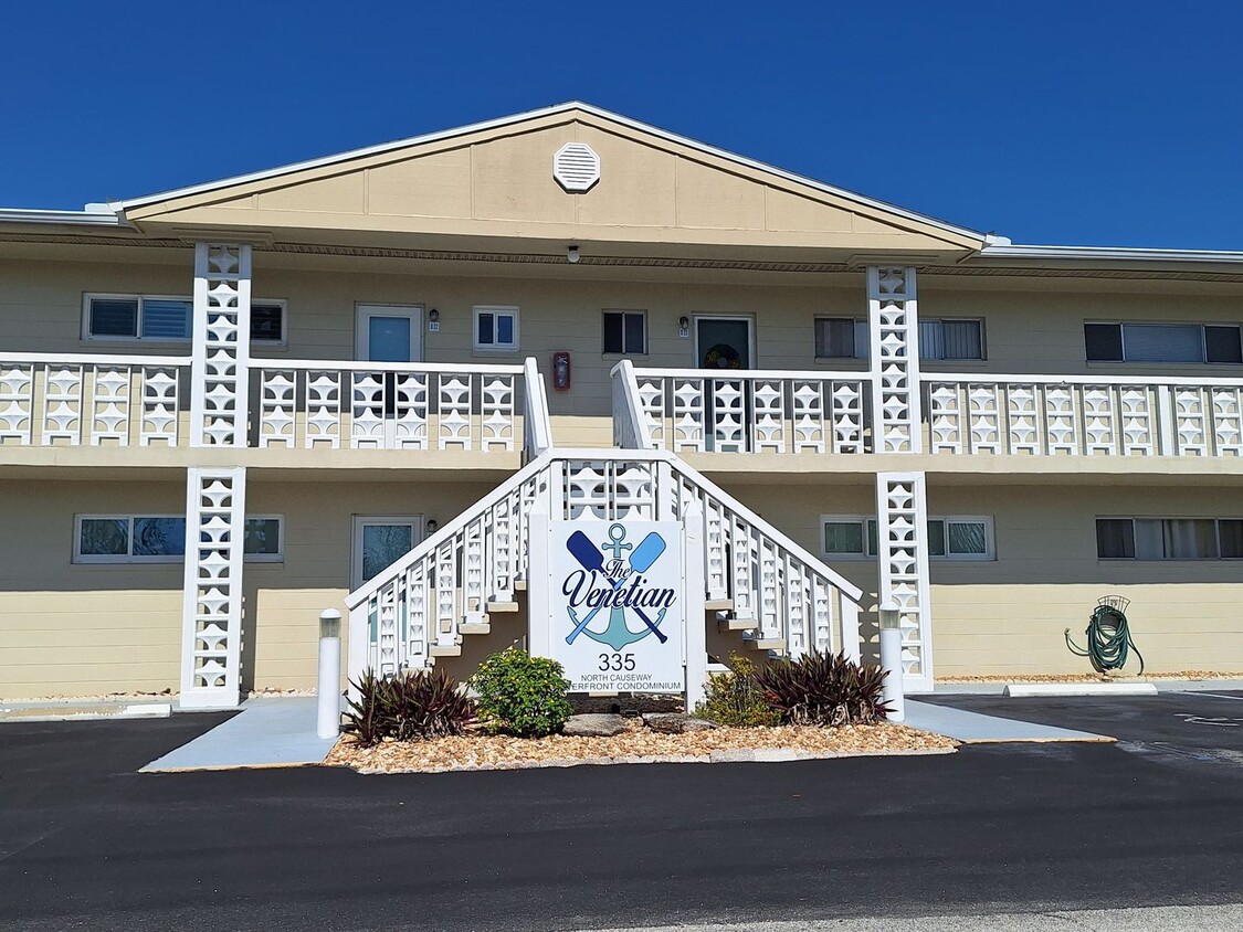 Foto principal - 1BR 1BA UNFURNISHED CONDO-NEW SMYRNA BEACH