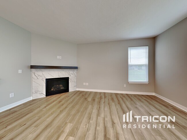 Building Photo - 4883 W Morenci Court New Palestine IN