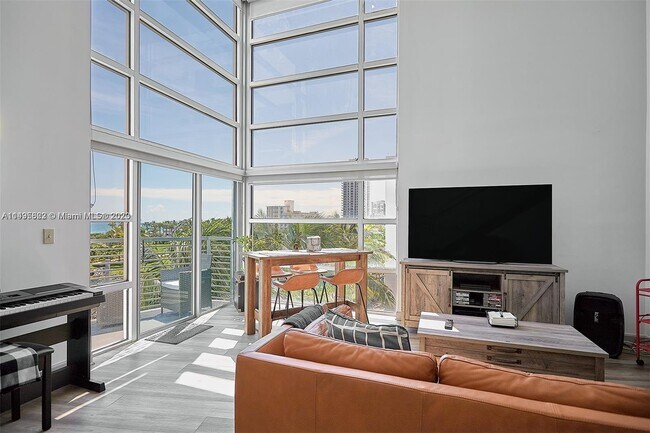 Foto del edificio - 7700 Collins Ave