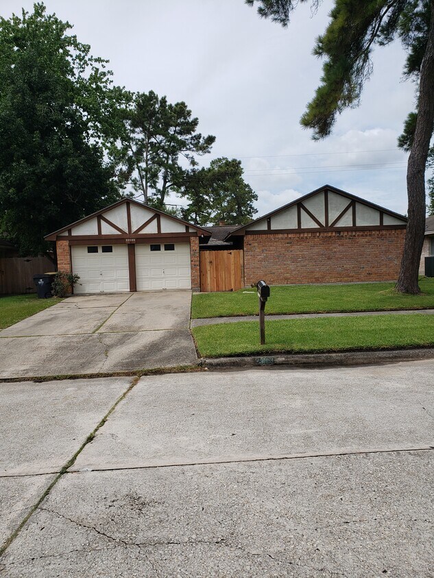 Foto principal - 23103 Good Dale Ln
