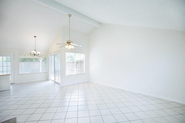 Foto del edificio - 2907 Garden Ln
