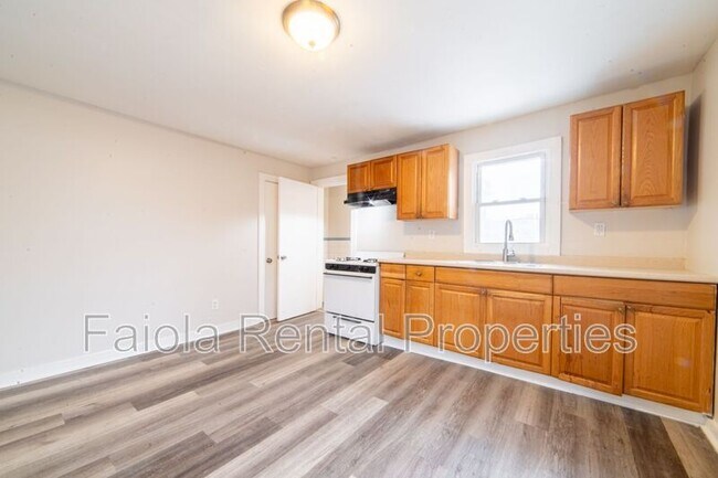 Foto del edificio - 212 N 2nd St