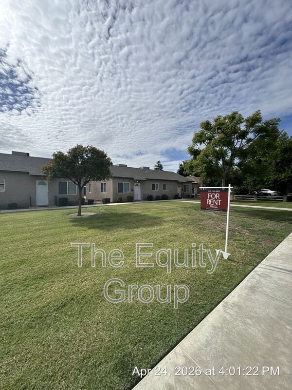 Building Photo - 314 S Crespi Ave