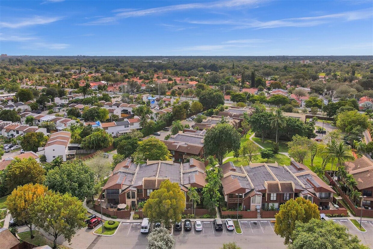 Foto principal - 7064 SW 114th Pl