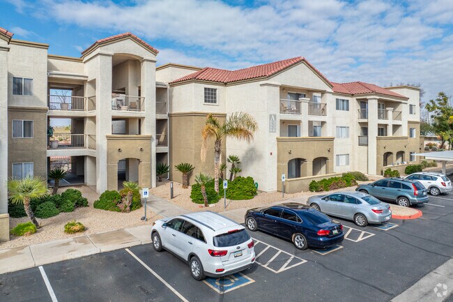 Foto del edificio - La Fontaine at Sun City