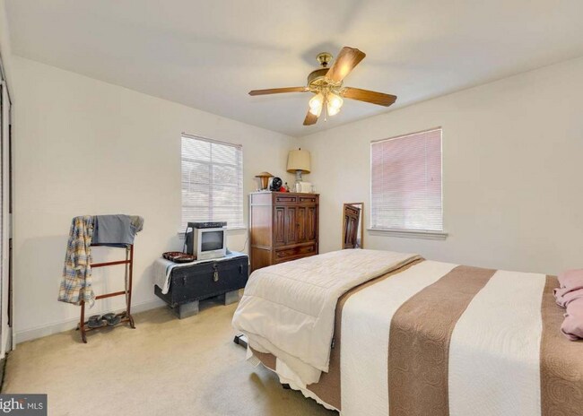 Foto del edificio - 420 Kerwin Rd