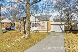 Building Photo - 1180 S New Florissant Rd