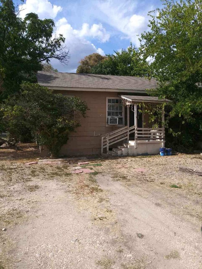 Foto del edificio - 512 Lockhart St