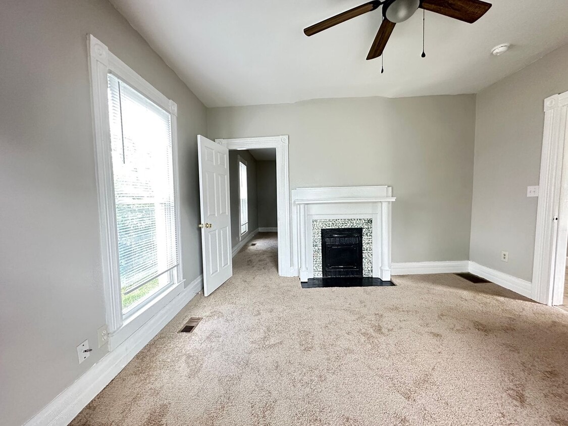 Primary Photo - 339 5th St