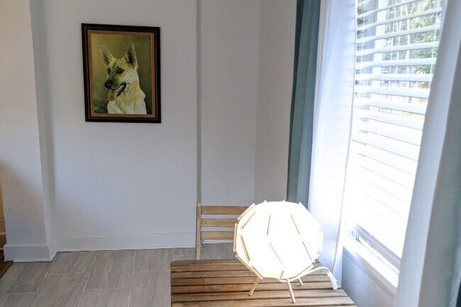 Living room - 1334 NE 9th St