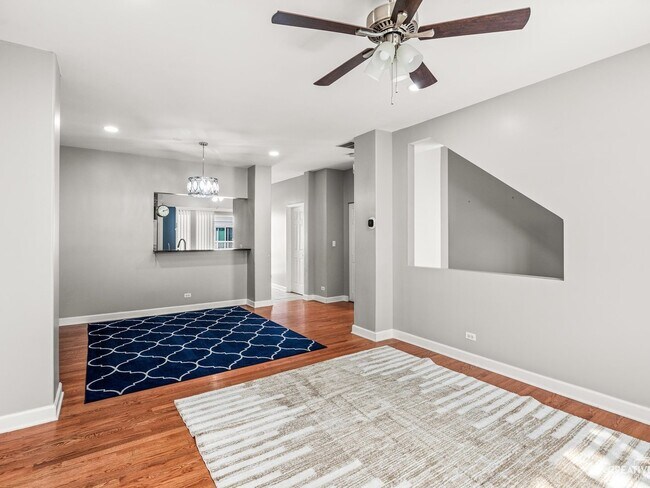 Foto del edificio - 3472 Ravinia Cir