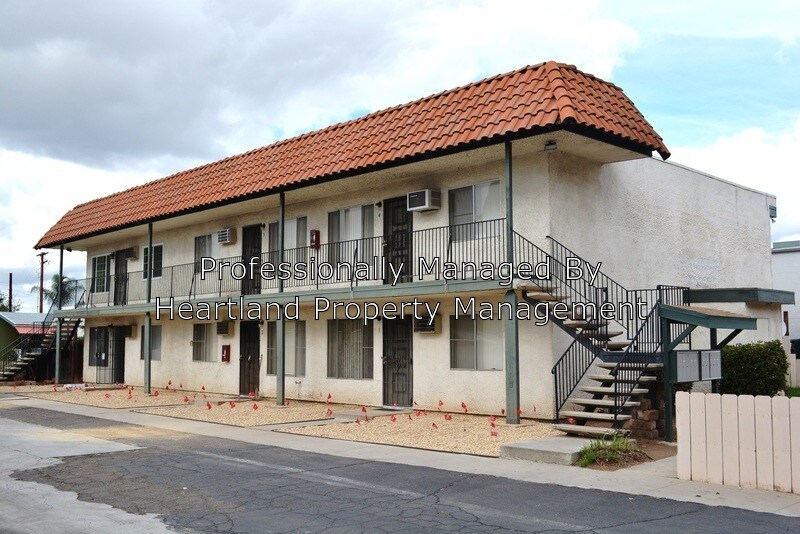 Primary Photo - 122 S Anza St