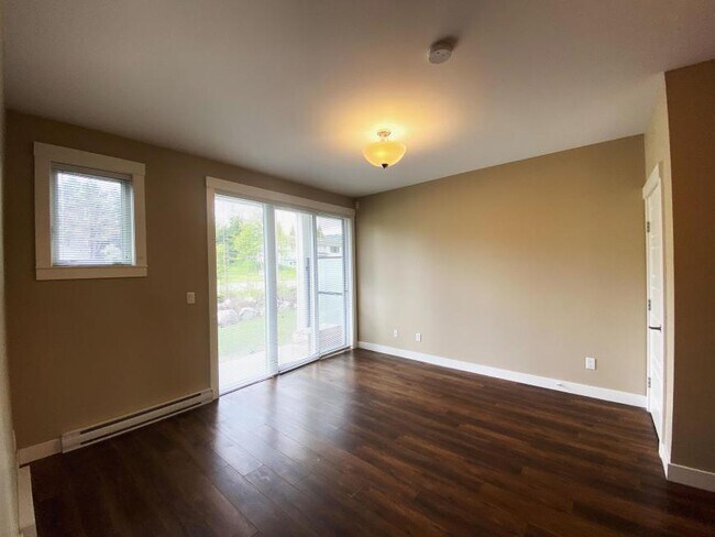 Building Photo - 2 bedroom in Kitimat BC V8C 2N9