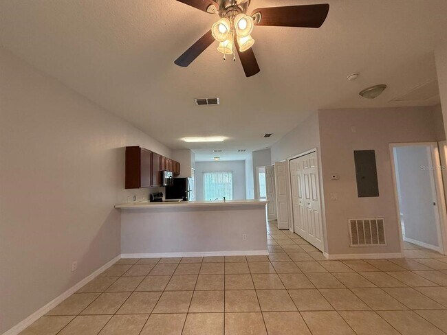 Foto del edificio - 816 Abbeville Ct