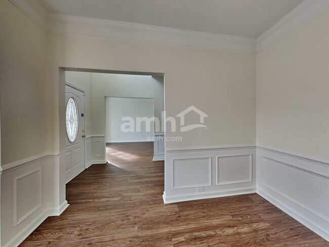 Foto del edificio - 121 Sandy Ln
