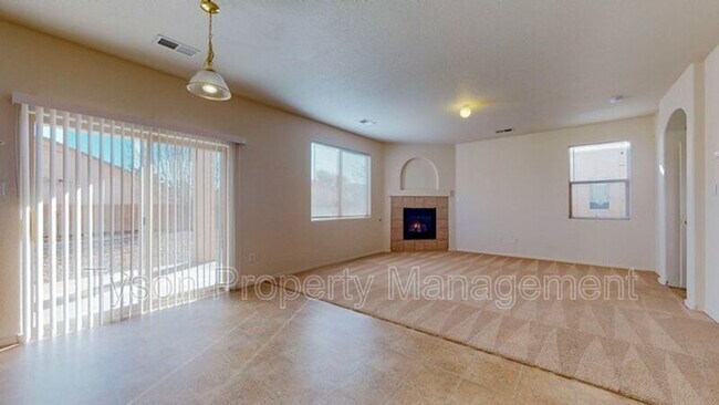 Building Photo - 1317 Danzante Dr SE