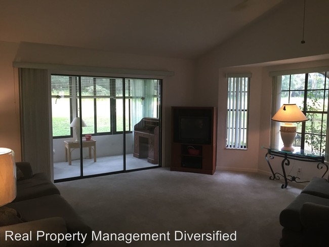 Foto del edificio - 1 br, 1 bath House - 664 W WILD PINE CIR