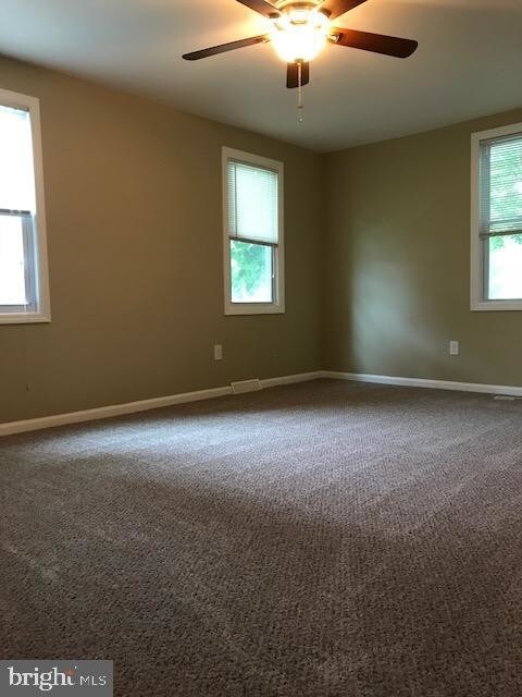 Foto del edificio - 932 Dover Rd