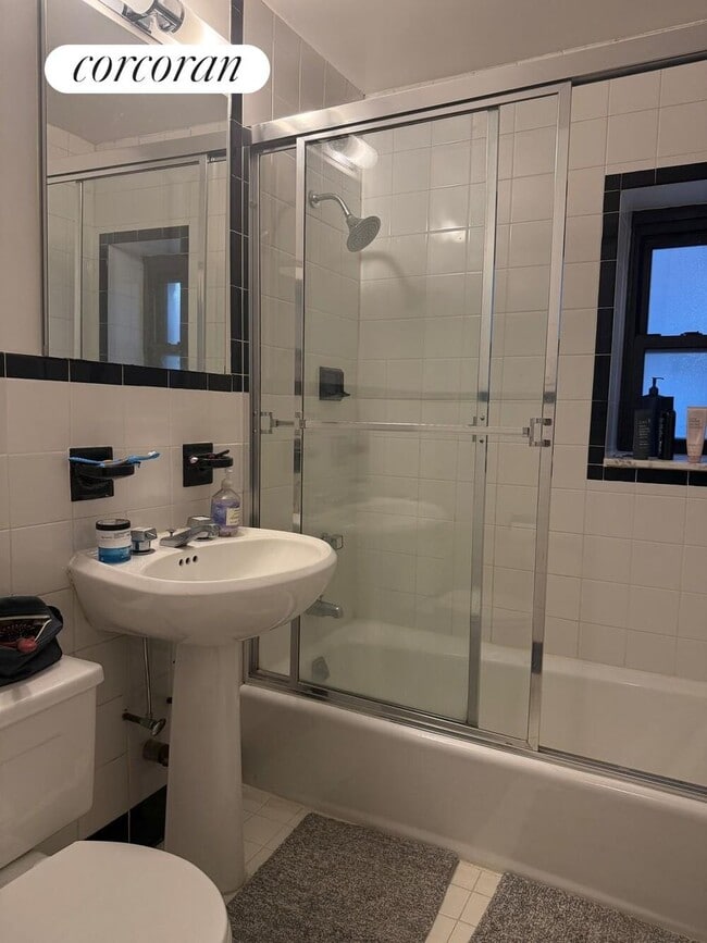 Foto del edificio - 339 E 57th St