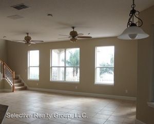Building Photo - 418 Largovista Dr