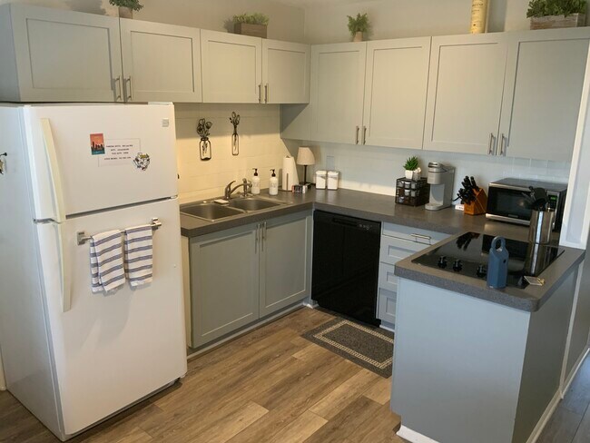 Cocina completa - 5332 Balcones Dr
