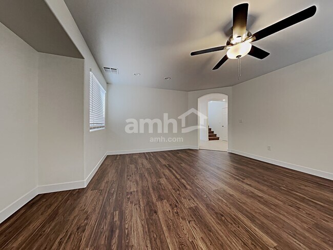 Building Photo - 10354 Adrianna Avenue