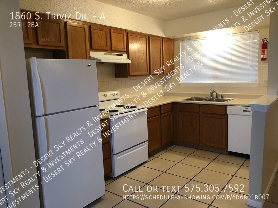 Primary Photo - 2 Bedroom 1.5 Bath Duplex