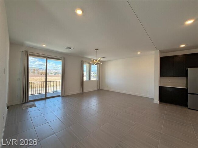 Foto del edificio - 7346 Pioneer Way