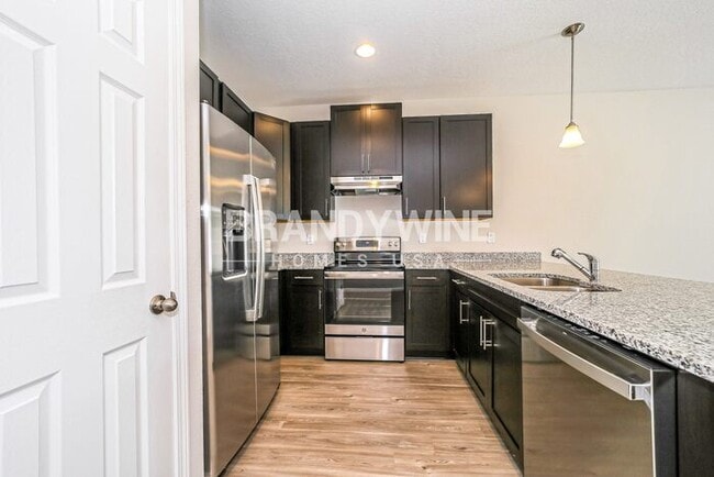 Building Photo - 487 Matilda Ln